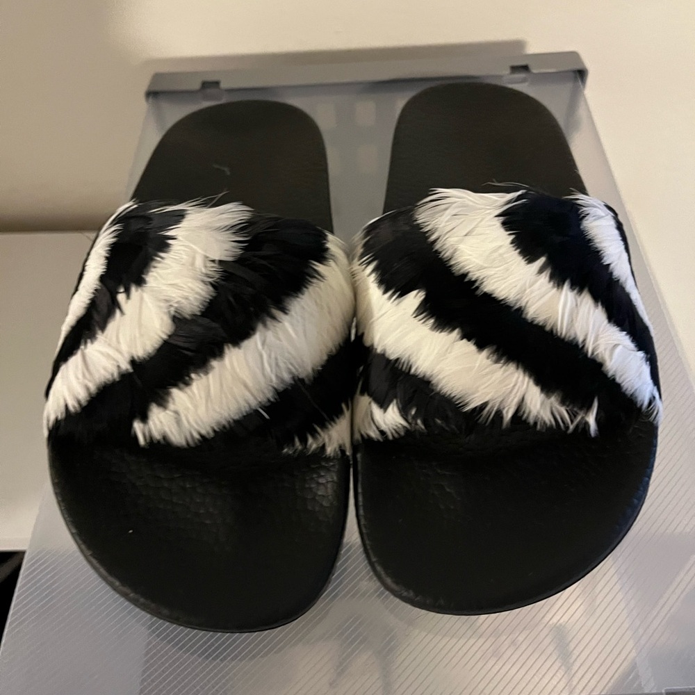 Valentino fur slides